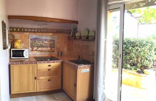 Saint-Raphael House | The calm of the forest, just minutes from the sea