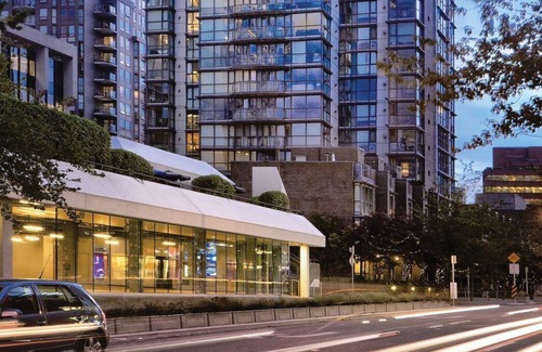 Downtown Vancouver Resort | The Canadian Resort 1bdr Compact