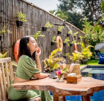 Mushroom Bay Hotel | The Canda Hotel