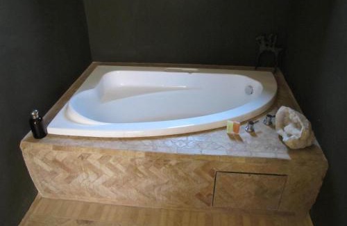 Lalla Takarkoust Hotel | The Capaldi Hotel, Restaurant & Spa