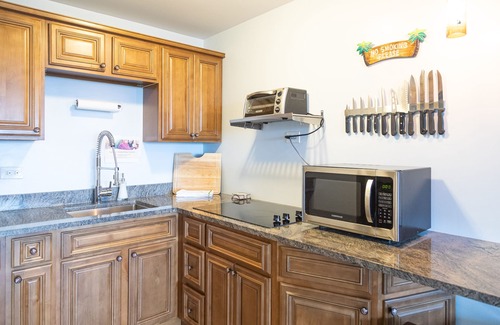 Red Hook Condo | The Captain and the Mermaid - Adventures in Paradise are waiting!