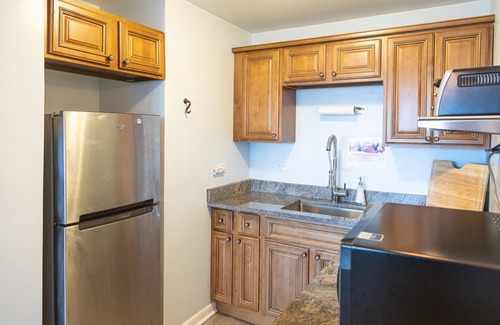 Red Hook Condo | The Captain and the Mermaid - Adventures in Paradise are waiting!