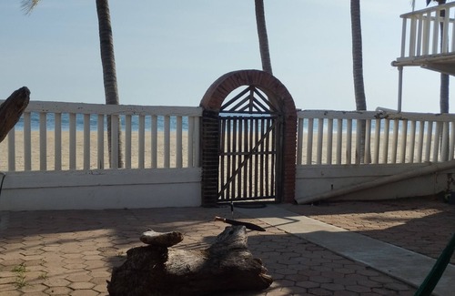 Pie de la Cuesta House | The captain's house