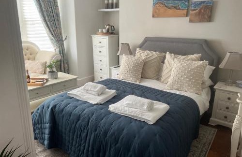 Looe Bed & Breakfast | The Captain's House