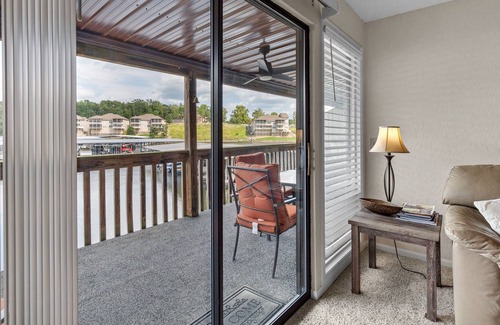 Lake Ozark Condo | The Captains Quarters in Ozark | JZ Vacation Rentals