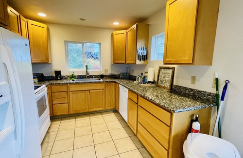 Ketchikan Apartment | The Captains Quarters