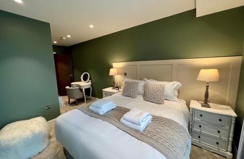 York Apartment | The Card Room at Ryedale House