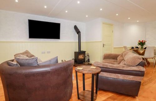 Torpoint Apartment | The Carew Loft