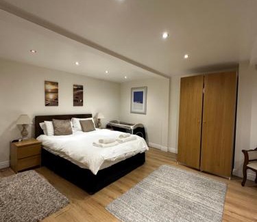 Bridlington Old Town Apartment | The Carlton's Holiday Suites