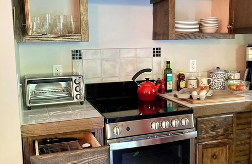 Asheville Cottage | The Carriage House, elegance and nature in Asheville