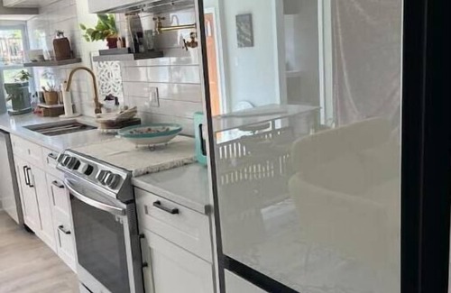 Wynnefield House | The Carriage.House Gallery - A Boutique Stay