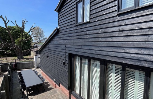 Brightlingsea Cottage | The Cart Lodge at Lee Wick Farm Cottages