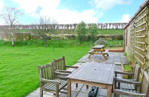 Newport Cottage | THE CARTHOUSE, family friendly, character holiday cottage in Shorwell