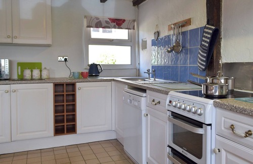 Newcastle Emlyn Cottage | The Carthouse - UK13184