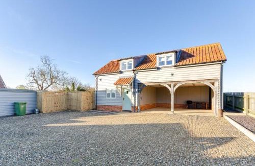 Hunstanton House | The Cartlodge