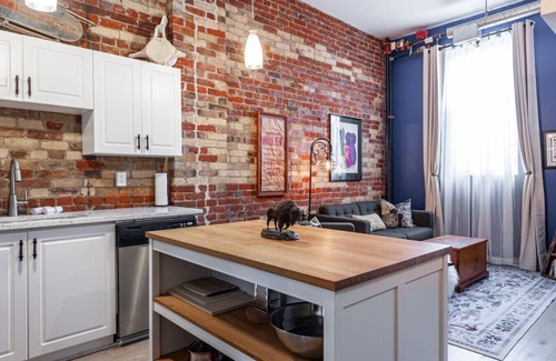 Stratford Apartment | The Cartographer’s Loft