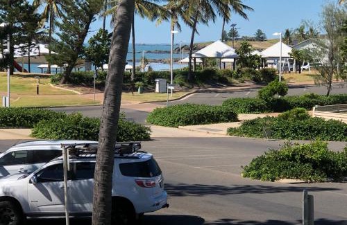 Emu Park House | The Castaway