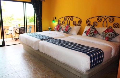 Koh Lan Resort | The Castello Resort