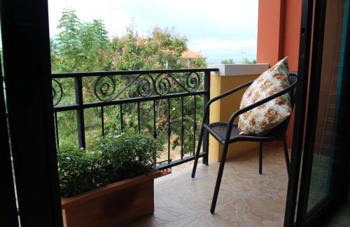 Koh Lan Resort | The Castello Resort