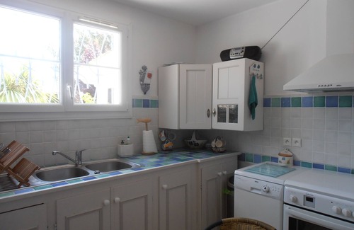 Le Chateau-d'Oleron House | the castle of oléron, house 4 *, Center, port, beach on foot or by bike