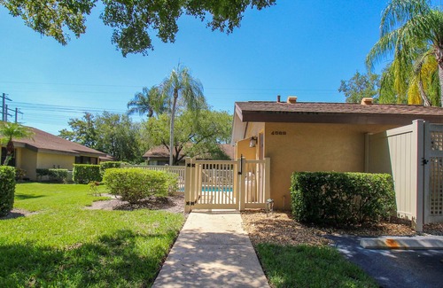 The Meadows Condo | The Casual Golfer: Condo in The Meadows!