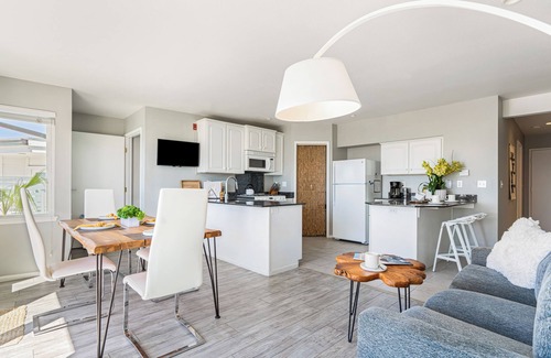 Cayucos Apartment | The Cayucan Bungalows by AvantStay Pet-Friendly Getaway Steps from Cayucos State Beach