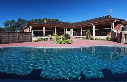 Tumbi Umbi House | The Cedar Garden- 2.5 acres home on beachside