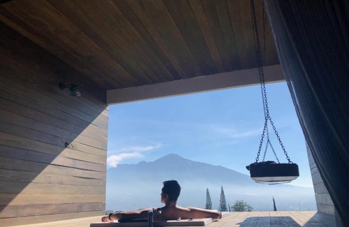 Ngaglik Villa | The cendana villa’s