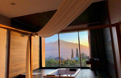 Ngaglik Villa | The cendana villa’s