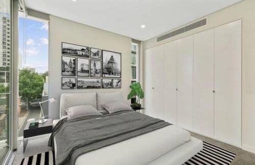 Bondi Junction Apartment | The Centennial Suite