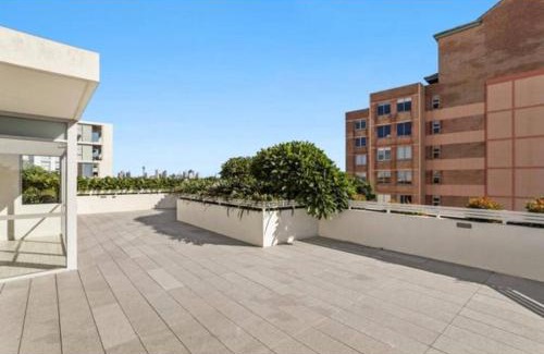 Bondi Junction Apartment | The Centennial Suite