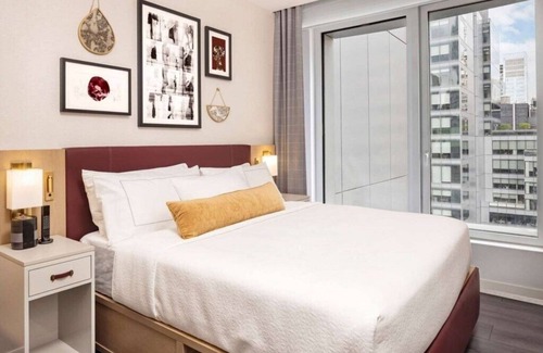 Central Park South Hotel | The Central at 5th, a Hilton Club - 1 Bedroom Penthouse
