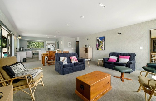 Wanaka House | The Central Lookout - Wanaka