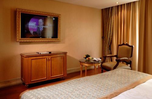 Talimhane Hotel | The Central Palace Taksim
