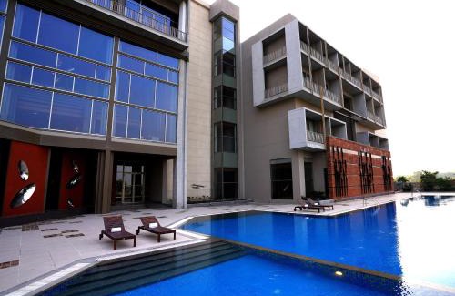 Auli Hotel | The Centrum