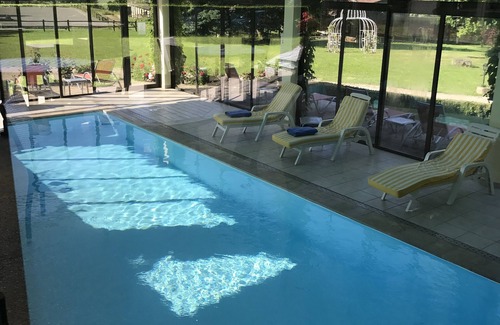 Sancy Bed & Breakfast | The château de sancy residence