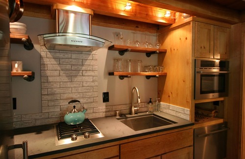 Pineland Cabin | The Chalet 300: Sunnyside West Shore Lake Tahoe - Romantic Cabin at Lake Tahoe