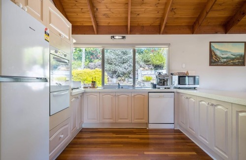 Rye Ski Chalet | The Chalet in the Rye Scenic Rustic Retreat
