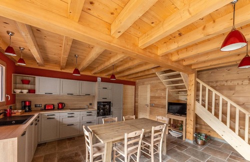 Montagnole Ski Chalet | THE CHALET OF THE SOURCE 5 to 8 PEOPLE