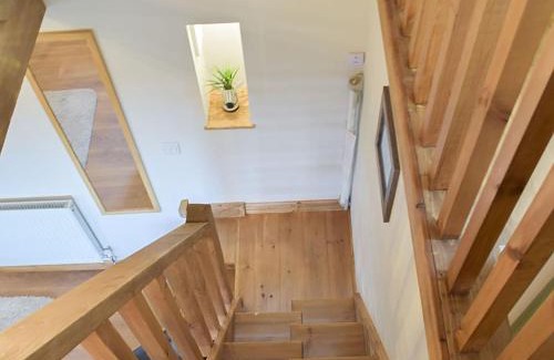 Llandysul House | The Chapel Barn