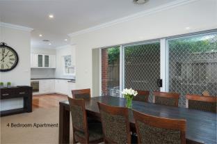 Wagga Wagga Hotel | The Charles