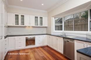 Wagga Wagga Hotel | The Charles