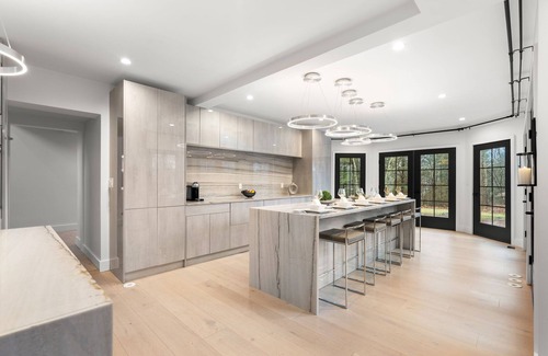Dedham House | The Charles Chateau | Boston Mansion | Sleeps 14+