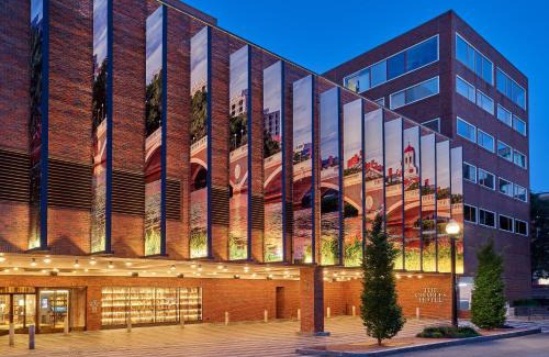 West Cambridge Hotel | The Charles Hotel in Harvard Square