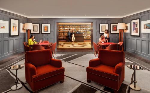 West Cambridge Hotel | The Charles Hotel in Harvard Square