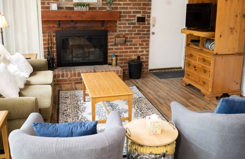 Dan River Condo | The Charming Chalet