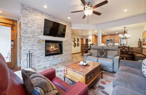 Beaver Creek Apartment | The Charter at Beaver Creek F250