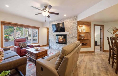 Beaver Creek Apartment | The Charter at Beaver Creek F250