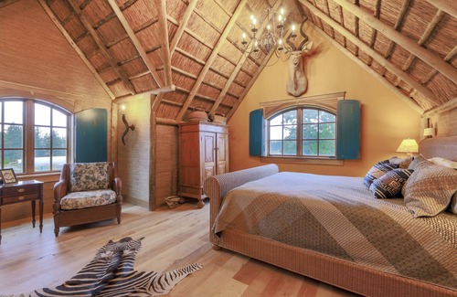 Carver Other | The Chateau de Lis - A Luxury Old World Resort