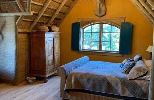 Carver Other | The Chateau de Lis - A Luxury Old World Resort